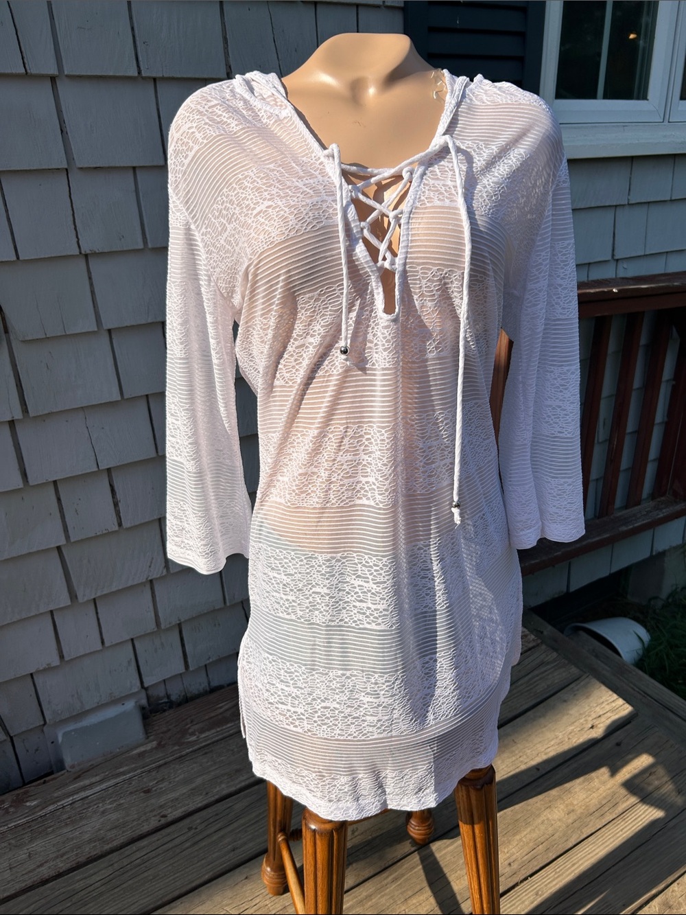 Portocruz Lightweight White Lace-Up Hooded Swim Cover-Up